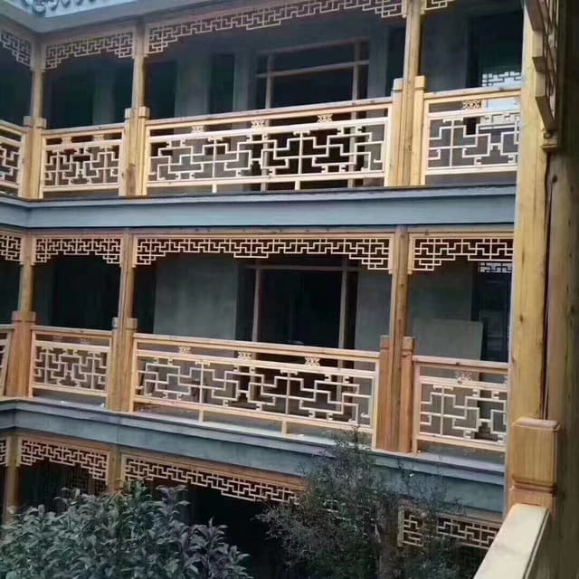 回纹栏杆连廊建筑实景